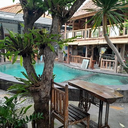 Sunrise Lodge & Lounge Singaraja  Exterior photo